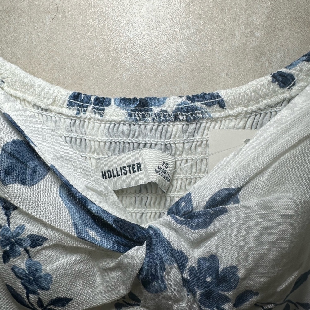Hollister Blue and White Floral Dress - Picture 6 of 7
